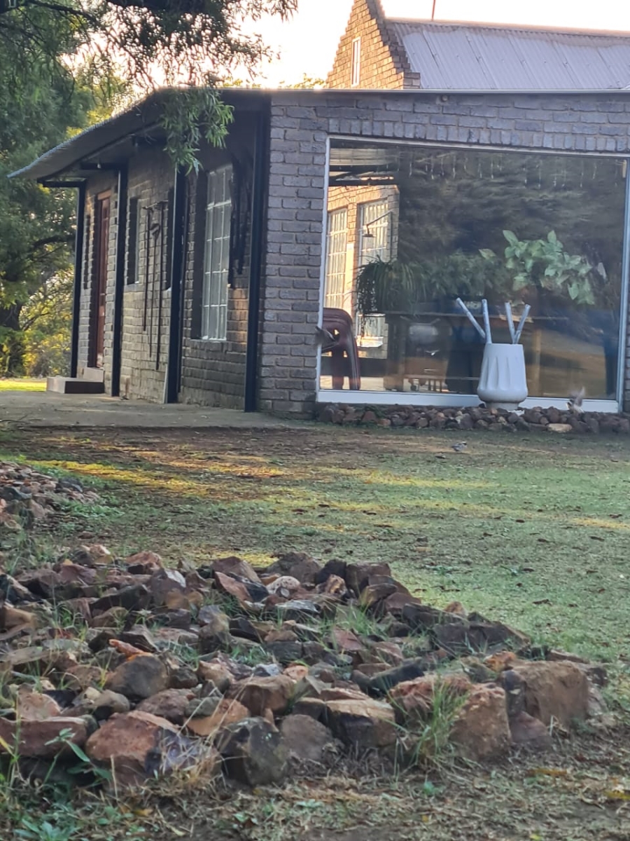 4 Bedroom Property for Sale in Deneysville Free State